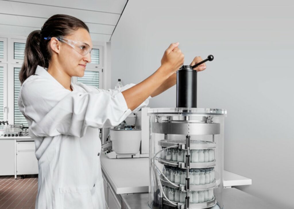 GWB L 300 with woman