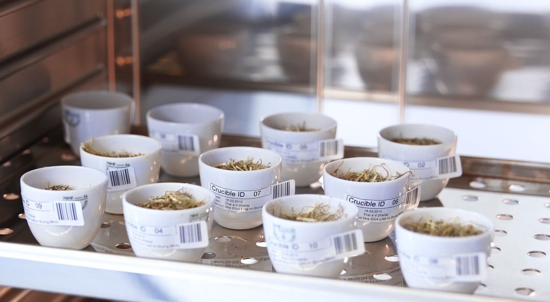 Kuivaushäviö, tuhka-analyysi ja suodatinpunnitus GWB Automaatio